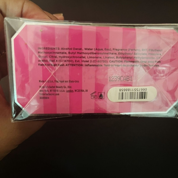 Victoria's secret Bombshell 100ml brand new - Picture 4 of 6